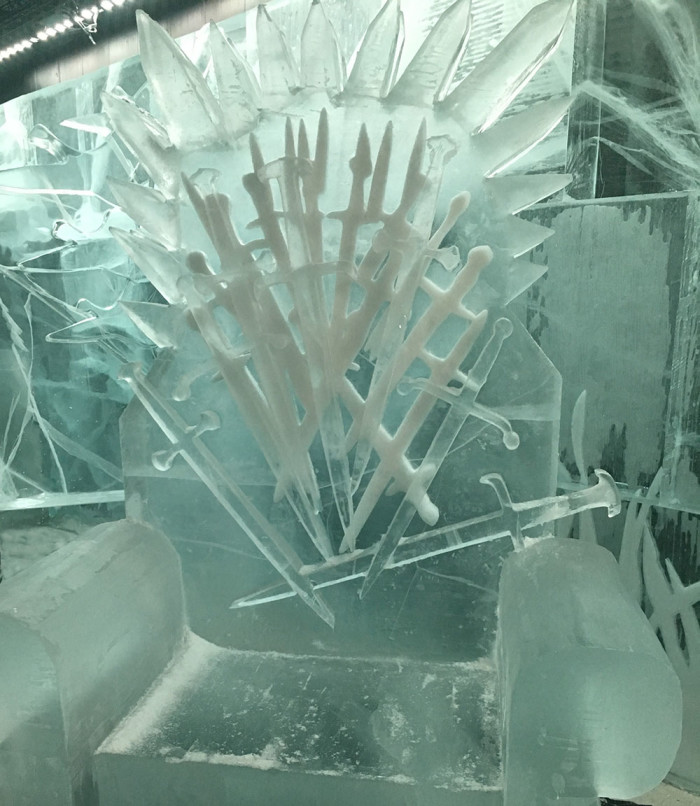 Istronen från Game of Throns finns nu i is på ICEBAR by ICEHOTEL i Stockholm.