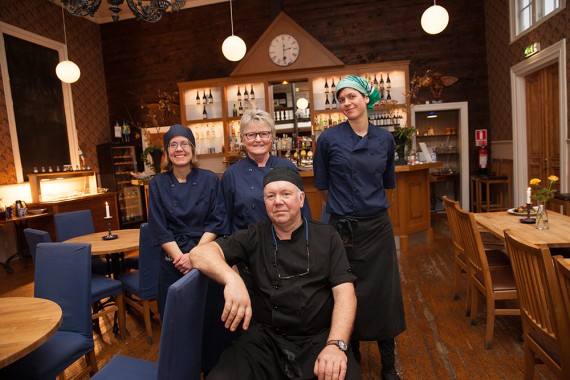 Ronneby Cafe och Matsal sysselsätter sammanlagt åtta personer. 